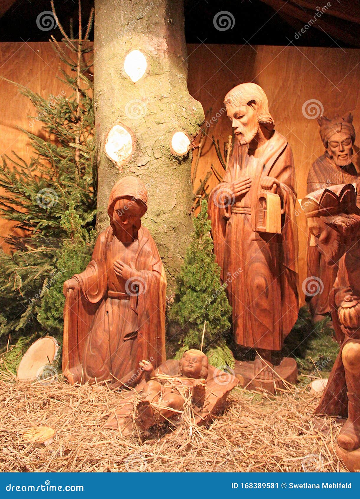 Decoración De Resina De La Sagrada Familia En El Pesebre Figura Esculpida En Miniatura De La Escena De La Natividad De La Sagrada Familia Navidad Adorno Navideño De La Escena De La Natividad 