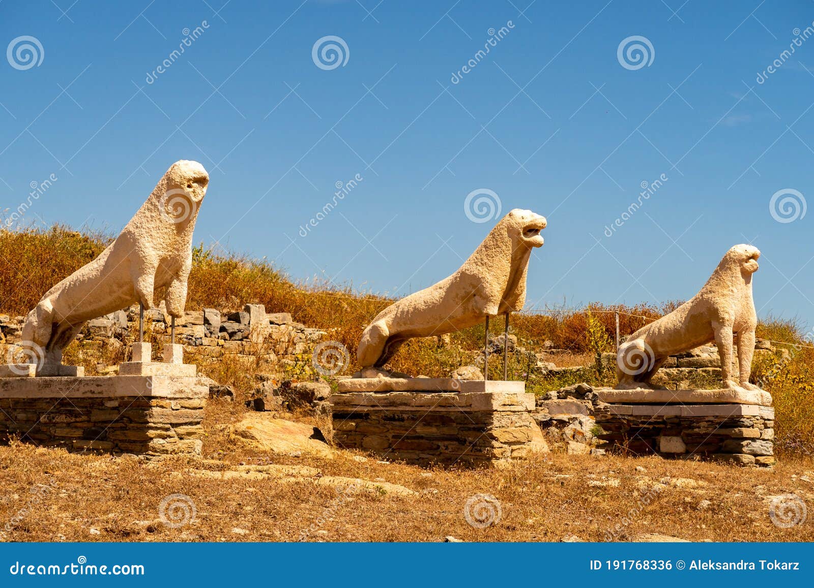 Esculturas De Leones Guardianes De Tres Piedras Antiguas En La Isla De  Delos Grecia Foto de archivo - Imagen de restos, cultura: 191768336