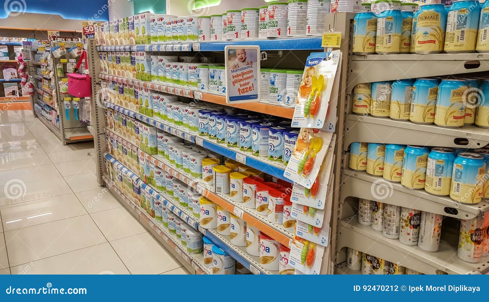 Eskisehir Turquie 8 Avril 17 Approvisionnements D Aliment Pour Bebe A Vendre Sur Des Etageres De Supermarche Photographie Editorial Image Du Gosses Boisson Eskisehir Turquie 8 Avril 17 Approvisionnements D Aliment Pour Bebe A Vendre Sur Des Etageres De Supermarche Photographie Editorial Image Du Gosses Boisson
