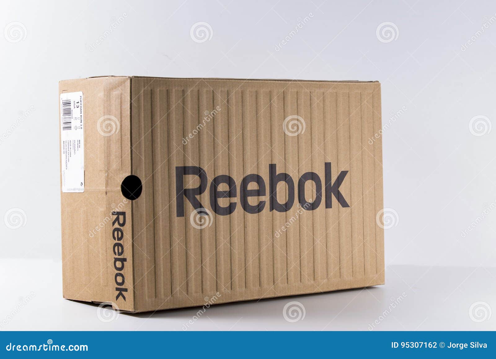 boite a chaussure reebok