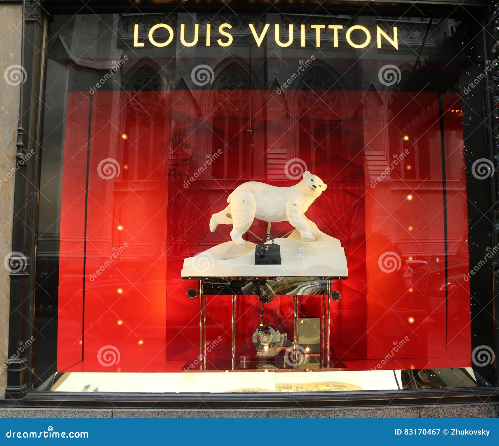 Esposizione Della Finestra Di Louis Vuitton Holidays Al Grande Magazzino Di Lusso Di Fifth ...