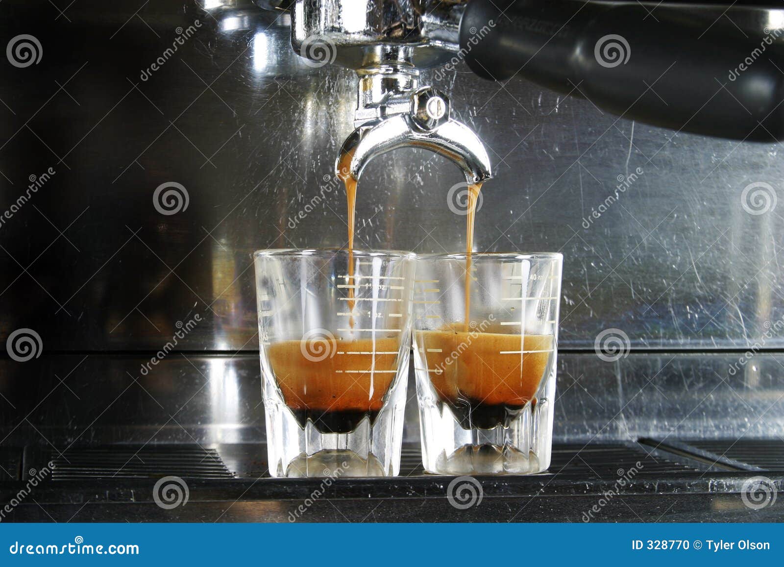Double Shot Of Espresso Stock Photo - Download Image Now - Espresso, Drop,  Coffee - Drink - iStock