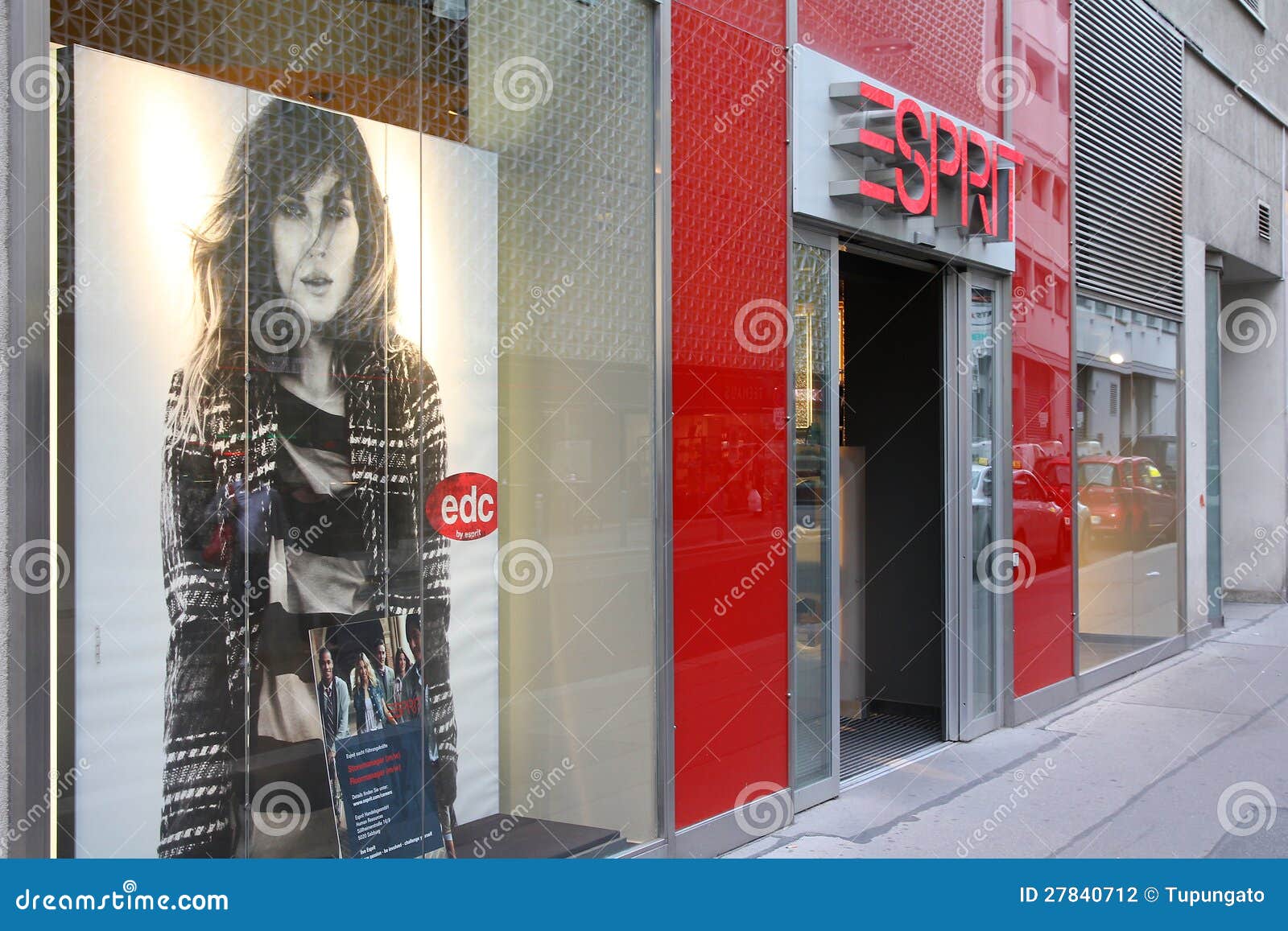 Esprit fashion store editorial photography. Image of branch 27840712