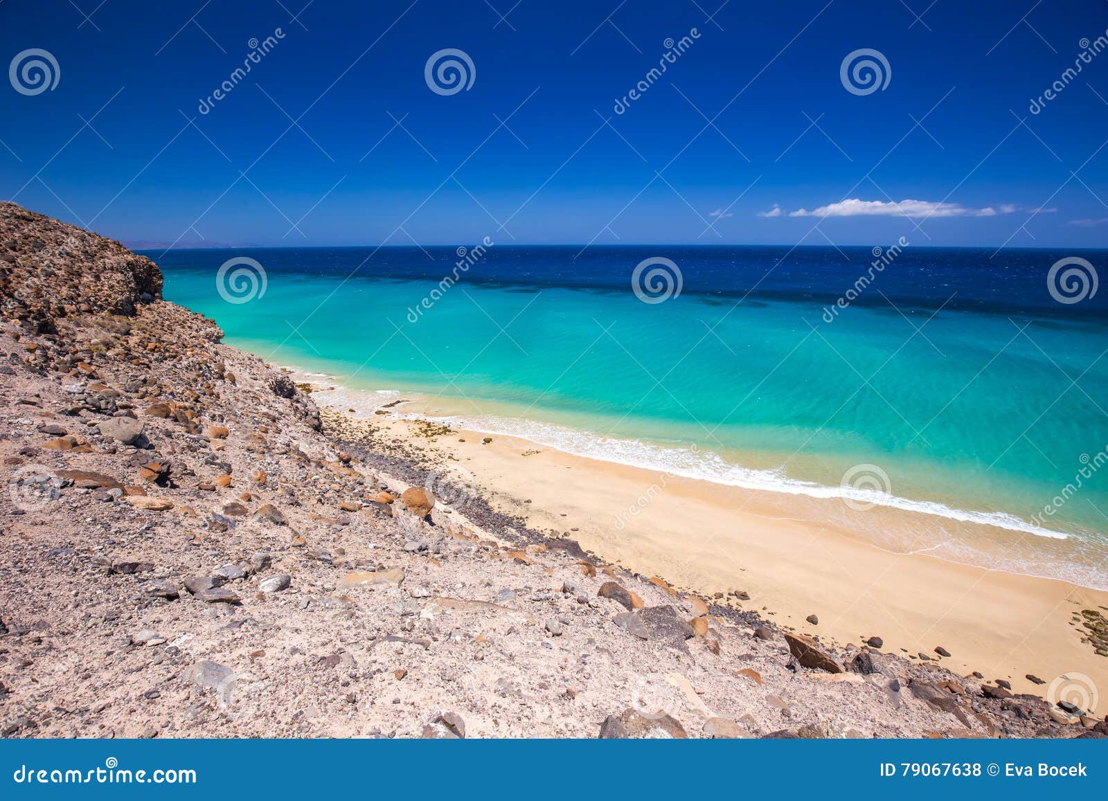 esquinzo sandy beach with vulcanic mountains, jandia, fuerteventura, canary islands, spain