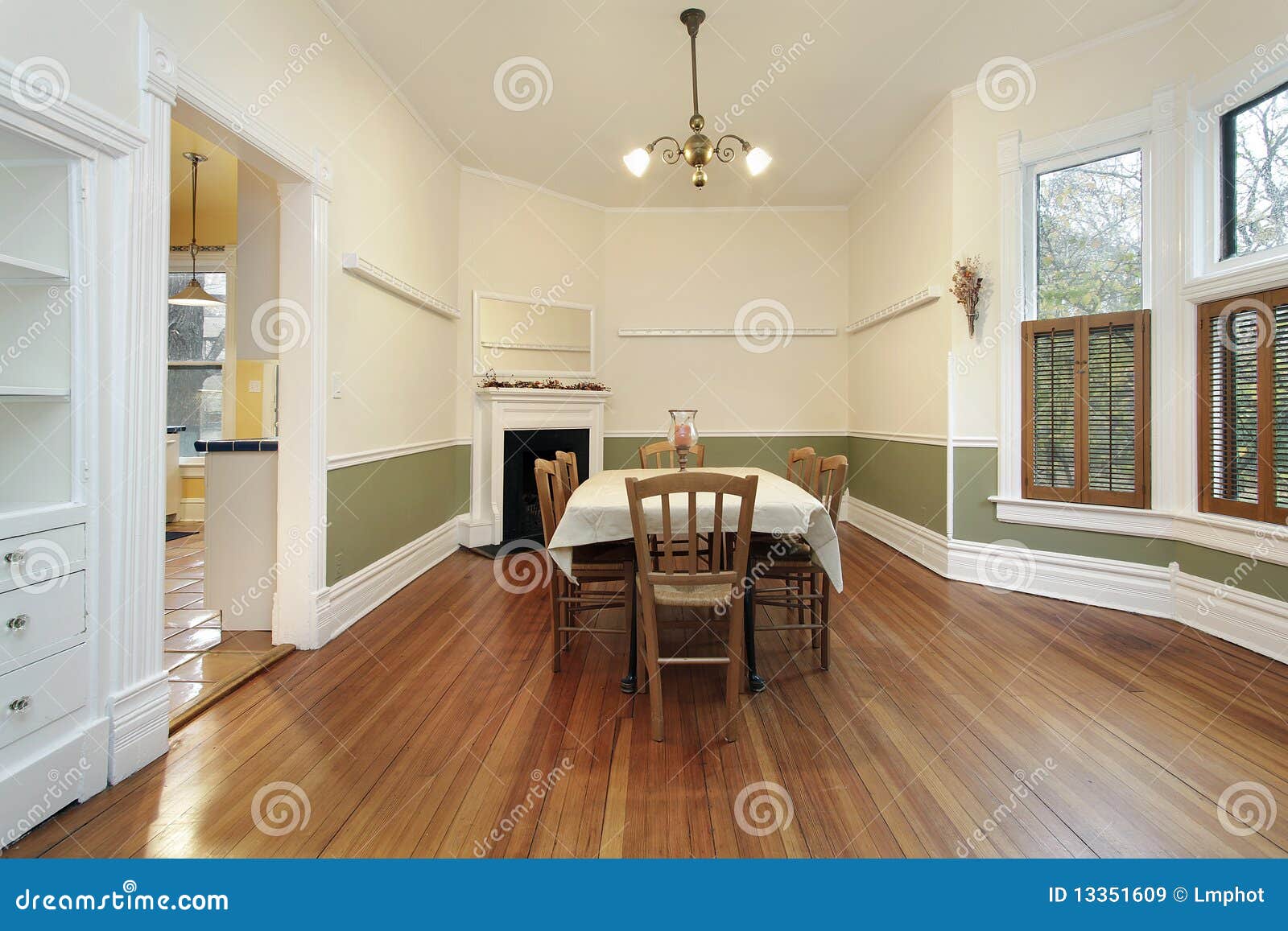 Esszimmer Mit Kamin Stockbild Bild Von Buffet Speisen 13351609