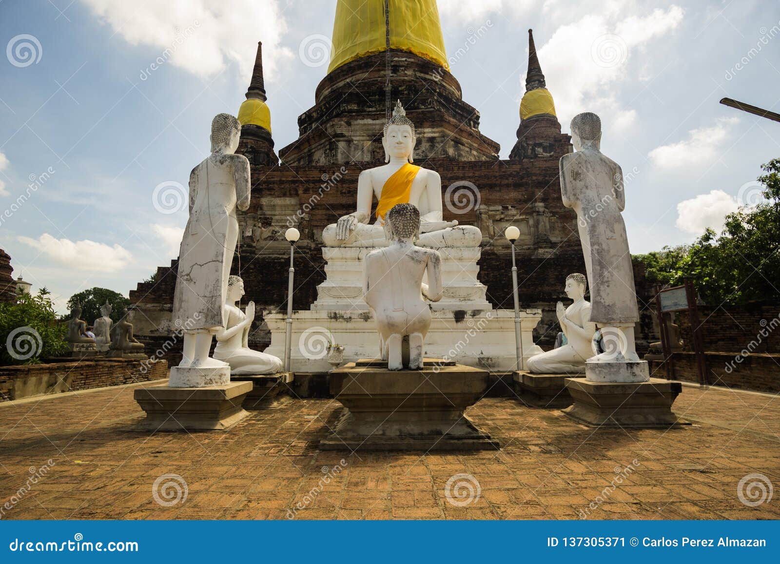 buda blanco de ayutthaya, white buddha of ayutthaya