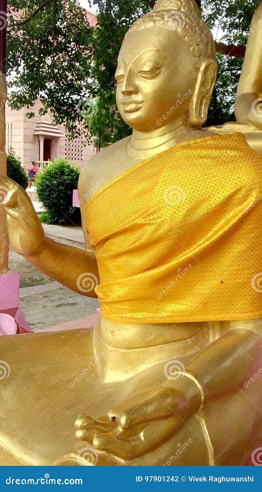 Estatua De Lord Buddha En El Sarnath Foto de archivo Imagen de