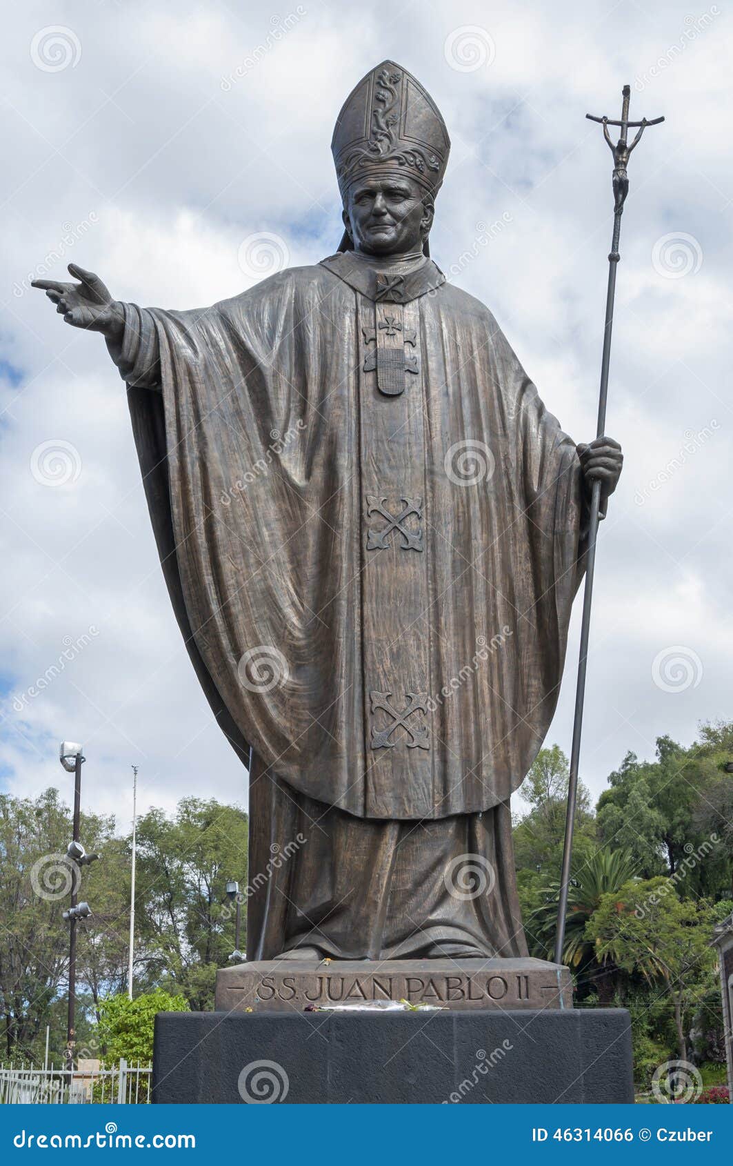 Estatua del papa foto de archivo. Imagen de paul, bronce - 46314066