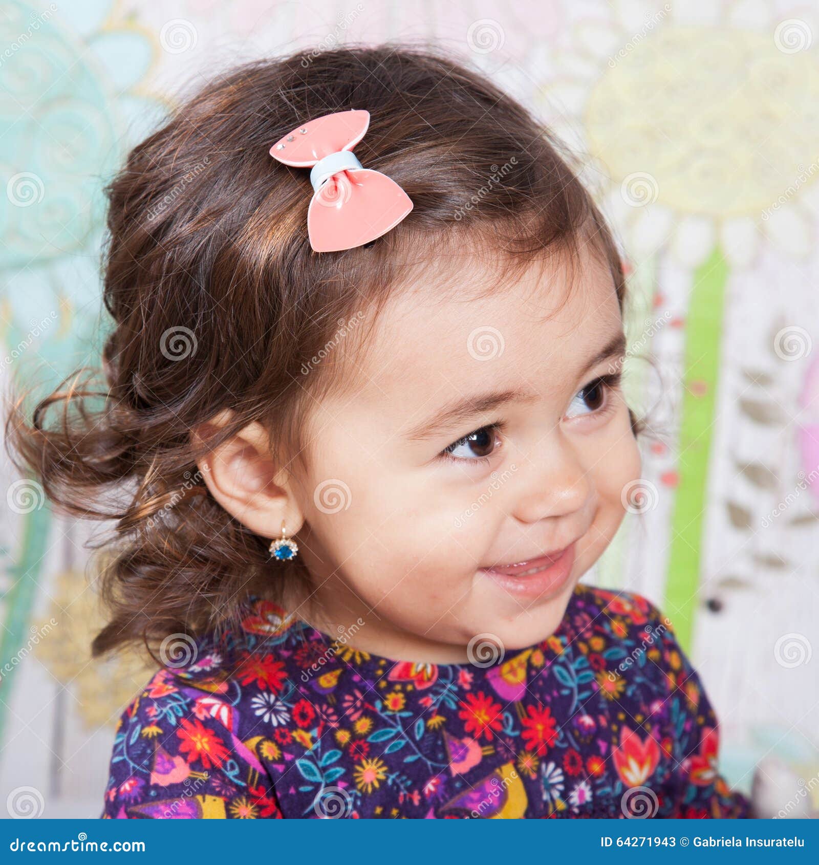 1 Et Un Demi Bebe An D Interieur Image Stock Image Du Reel Innocent 1 Et Un Demi Bebe An D Interieur Image Stock Image Du Reel Innocent