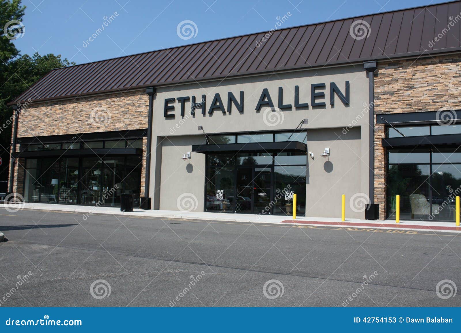 Ethan Allen Funiture Store Front 42754153 