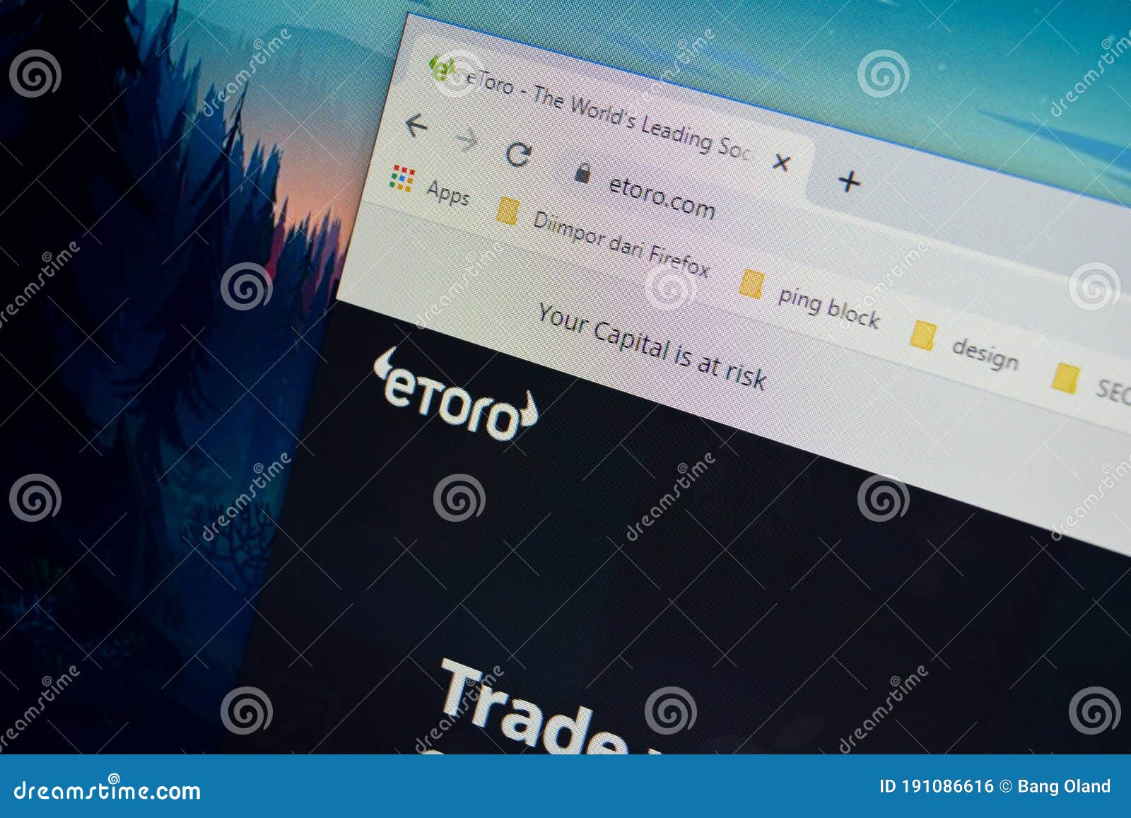 EToro Website Home Page On Computer Screen. Social Trading ...