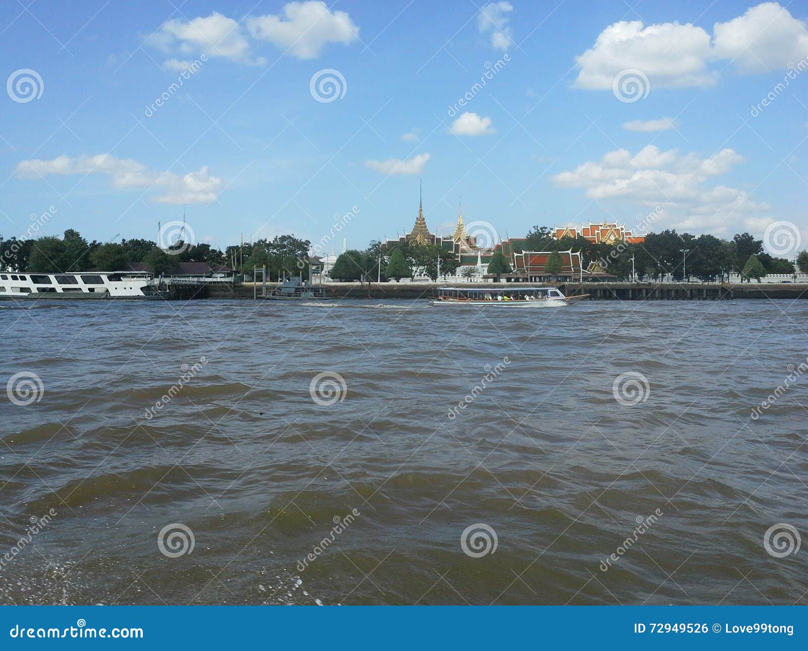 Ett fartyg Siam. Platser som förbiser Chao Phraya River Siam