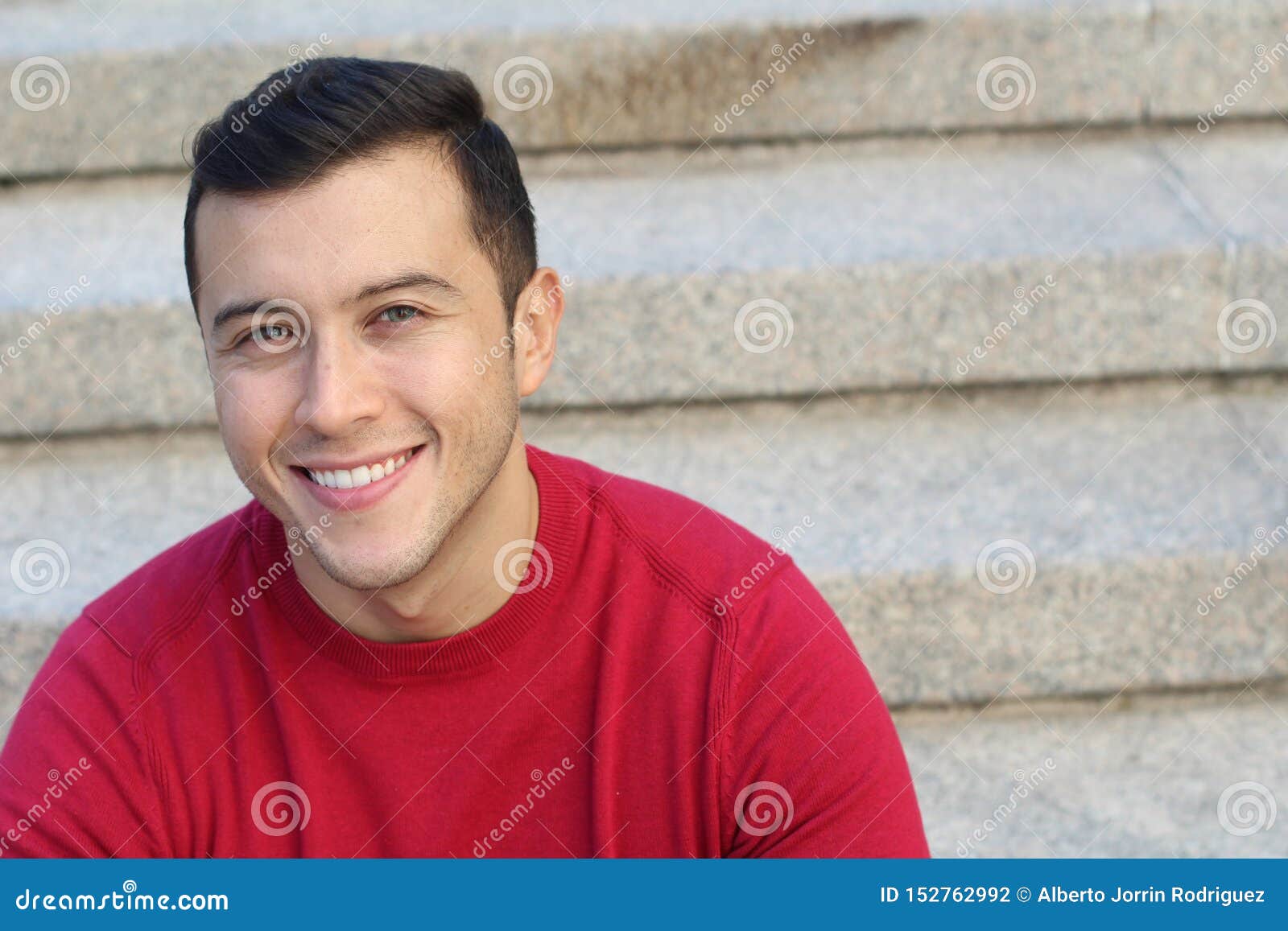 Blue eyes asian man hi-res stock photography and images - Alamy