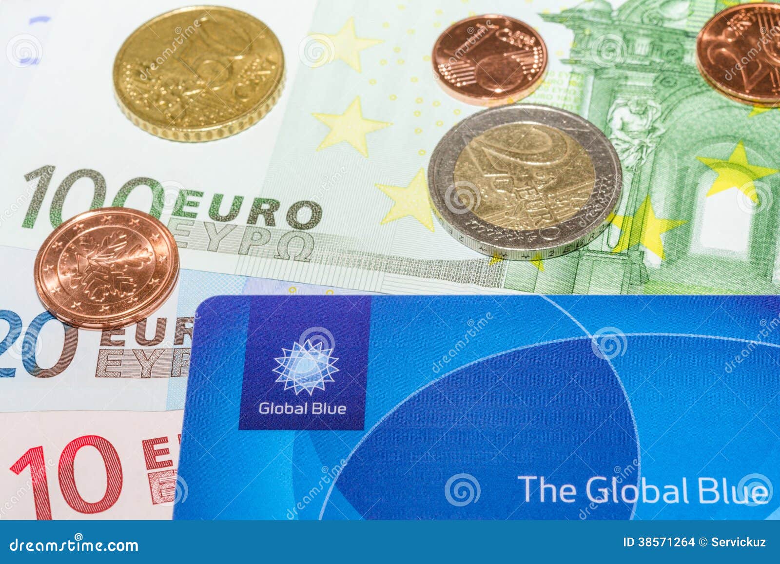 Euro Pièces De Monnaie Européennes De Cent De Billets De Banque Et Carte  Bleue Globale Image stock éditorial - Image du bleu, européen: 38571264