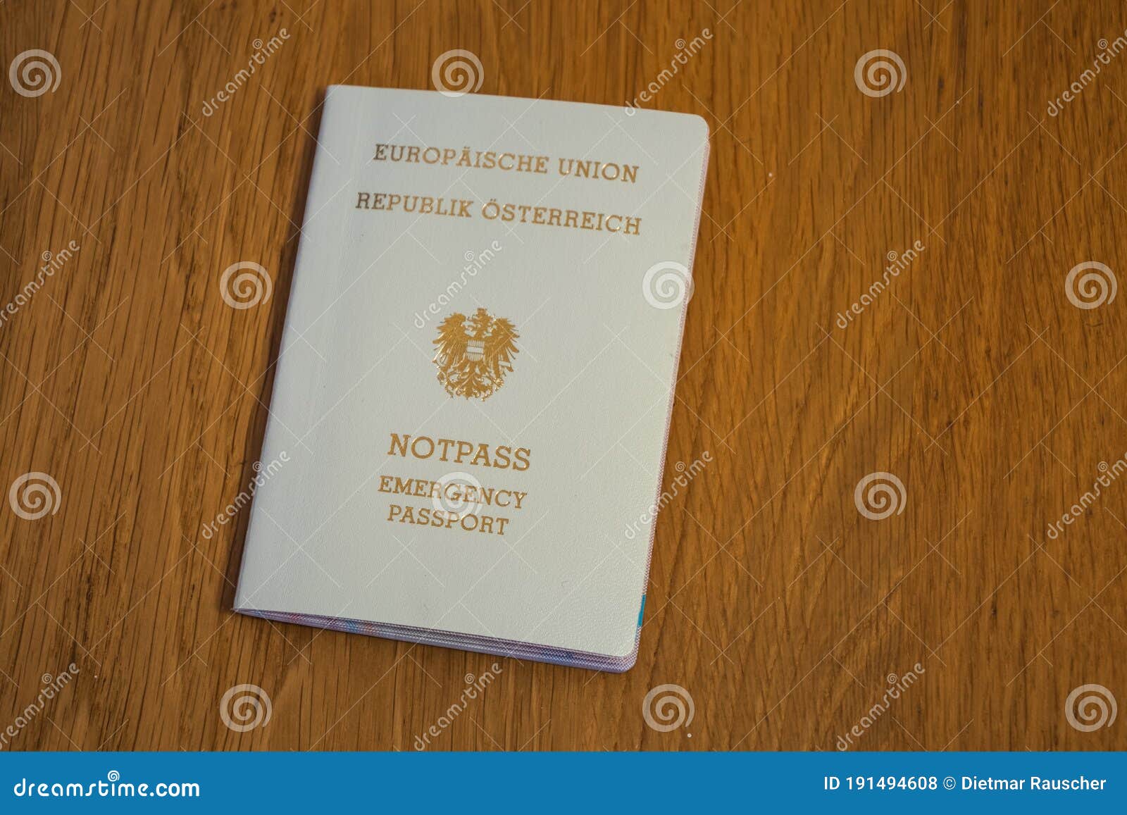 emergency travel document austria