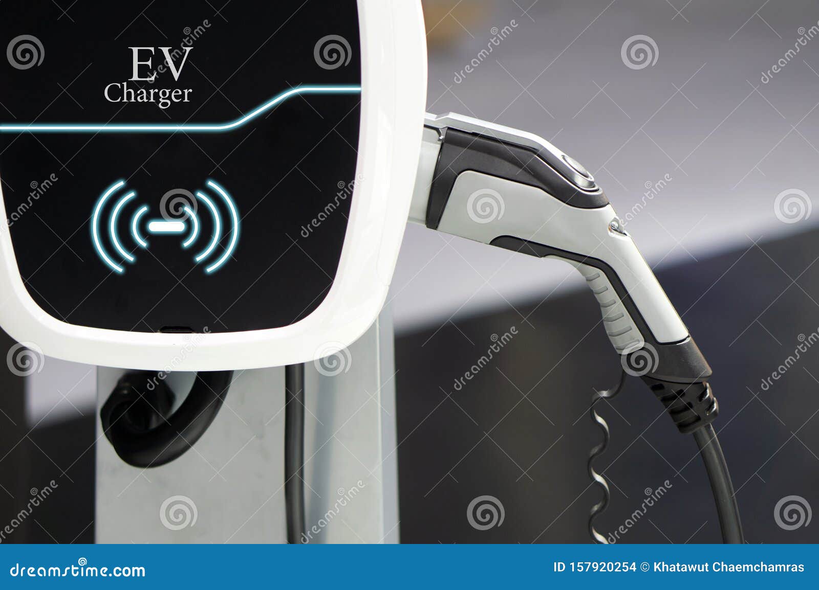 ev fuel plug charger technology for electric hybrid car