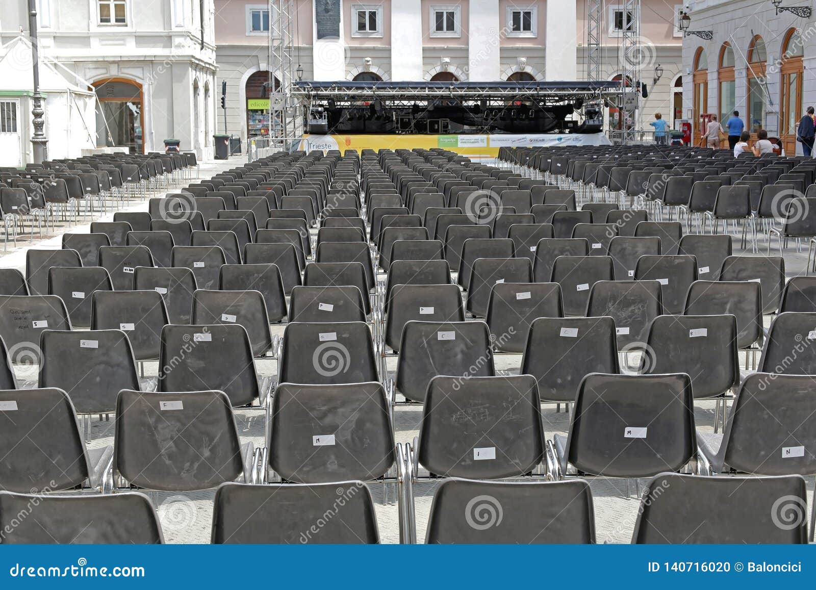 Event Chairs Stage editorial image. Image of event, town - 140716020