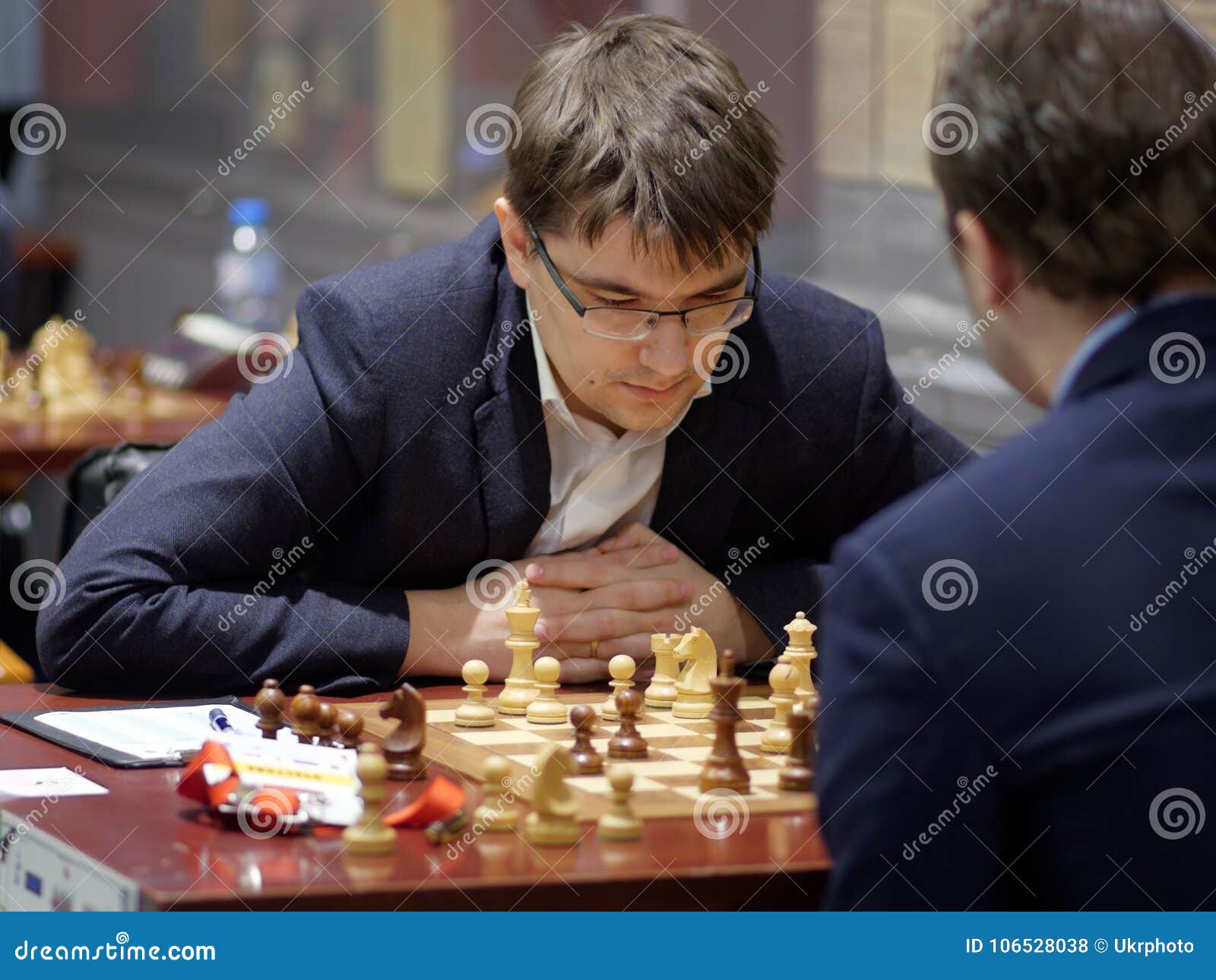 Evgeny Tomashevsky Nos Super-finais Do Campeonato Da Xadrez Do Russo Foto  de Stock Editorial - Imagem de homem, mestre: 106528038