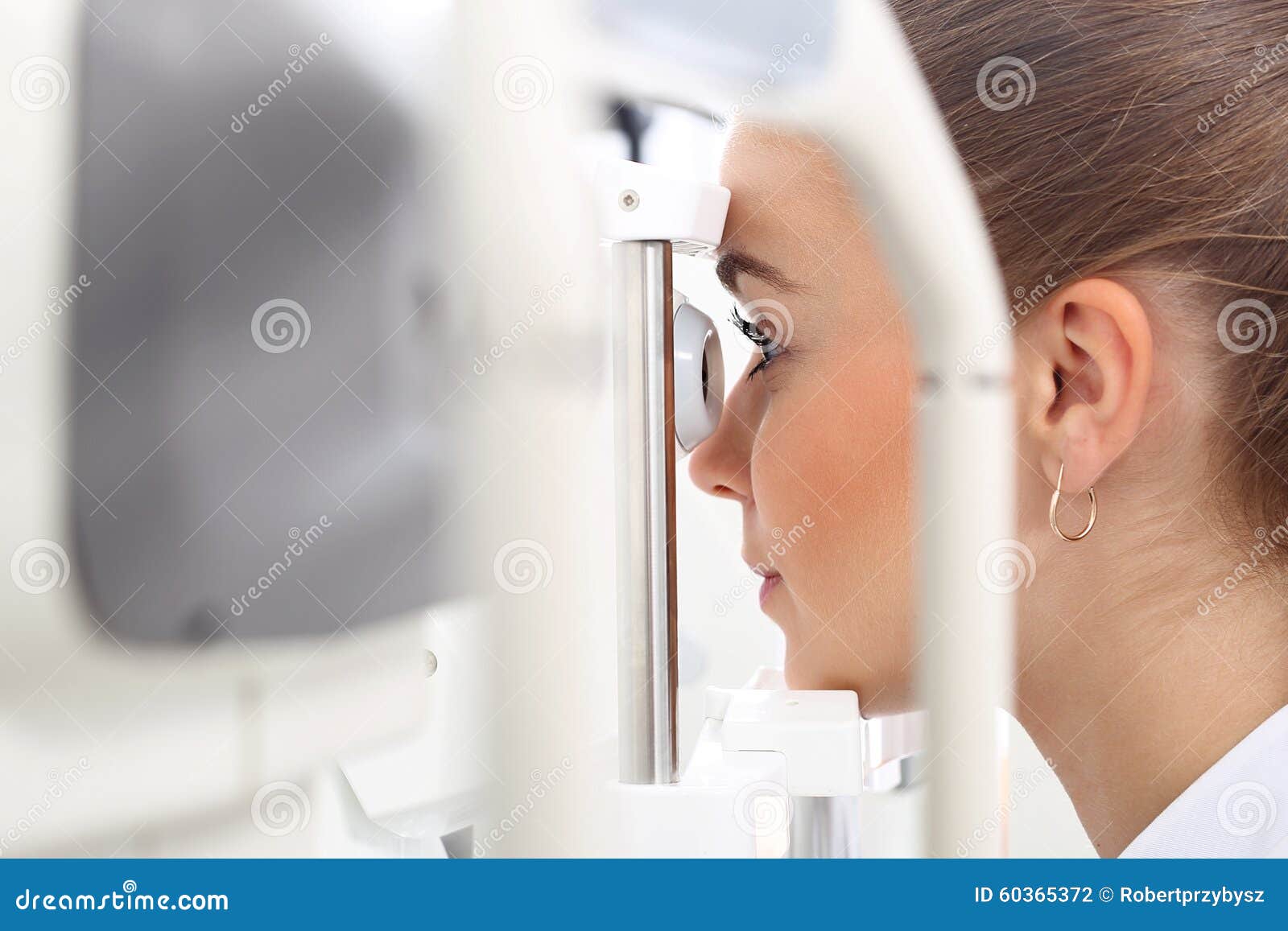 Examen d'oeil photo stock. Image du nearsightedness, zone 60365372