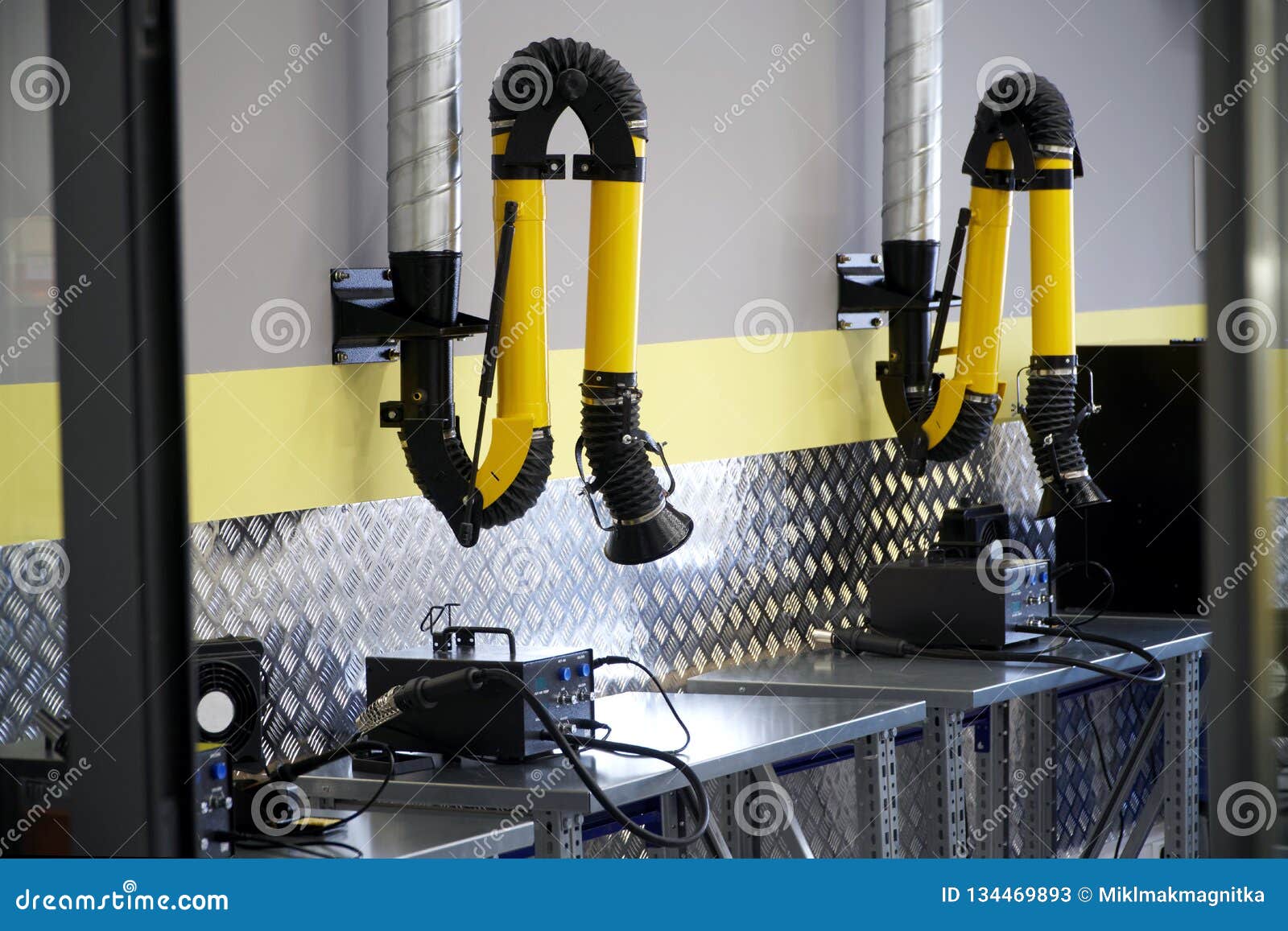 An Example of Installing Exhaust Ventilation in the Workplace Stock