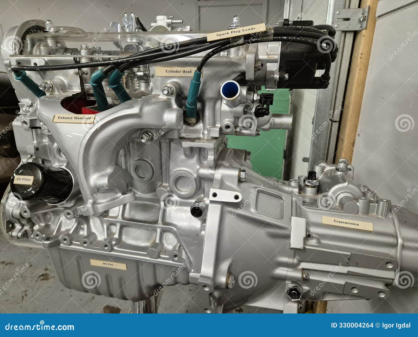 example of a 1990's style automotive engine - 4 cylinders, 4 stroke, 12 valve internal combusion.