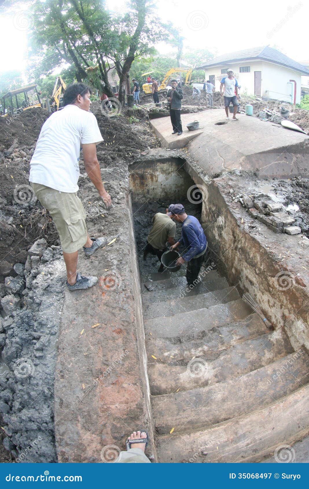 Excavating bunker editorial photography. Image of historic 35068497