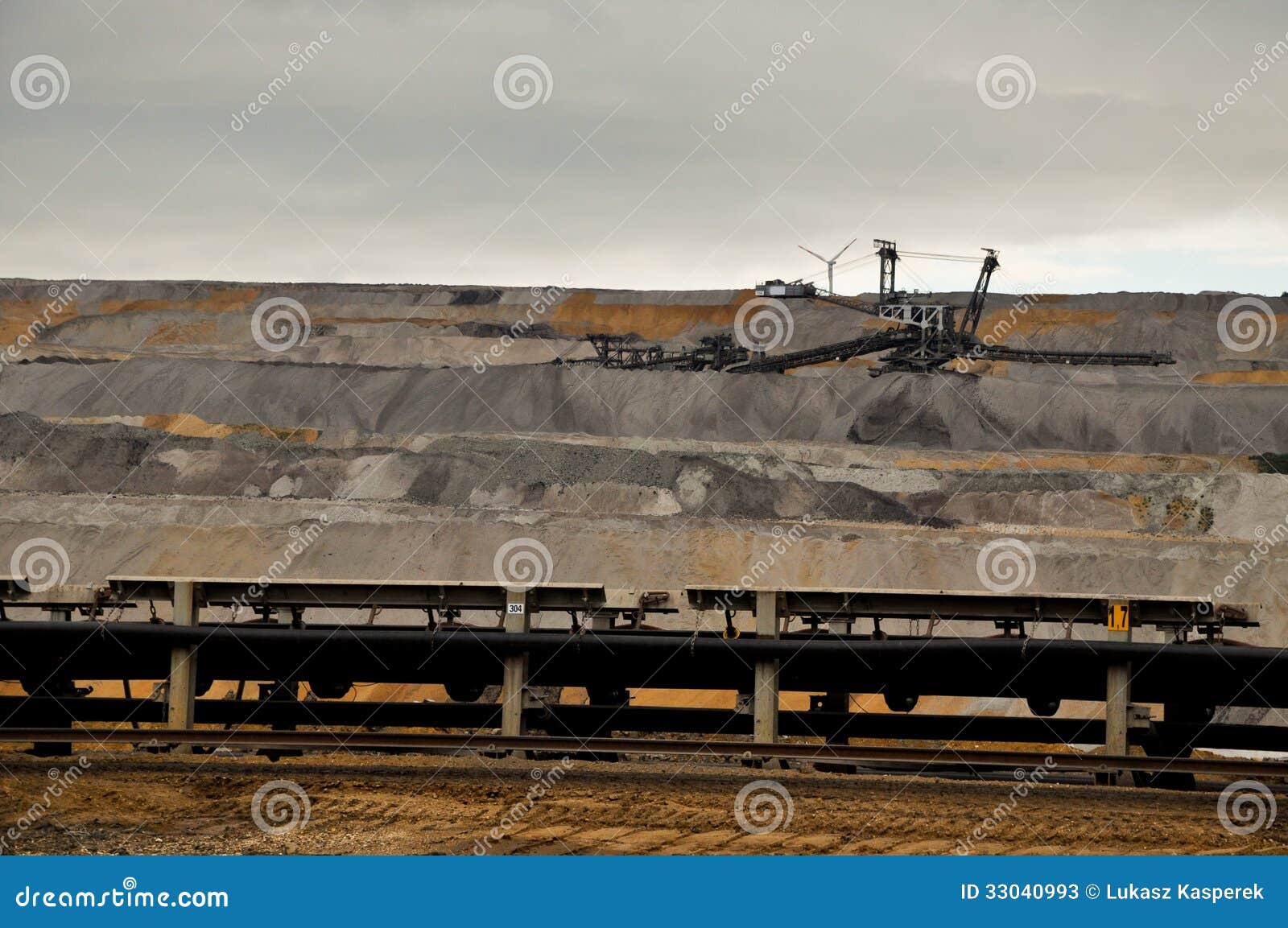 Excavator and Conveyor Belt Stock Image Image of equipment, coast