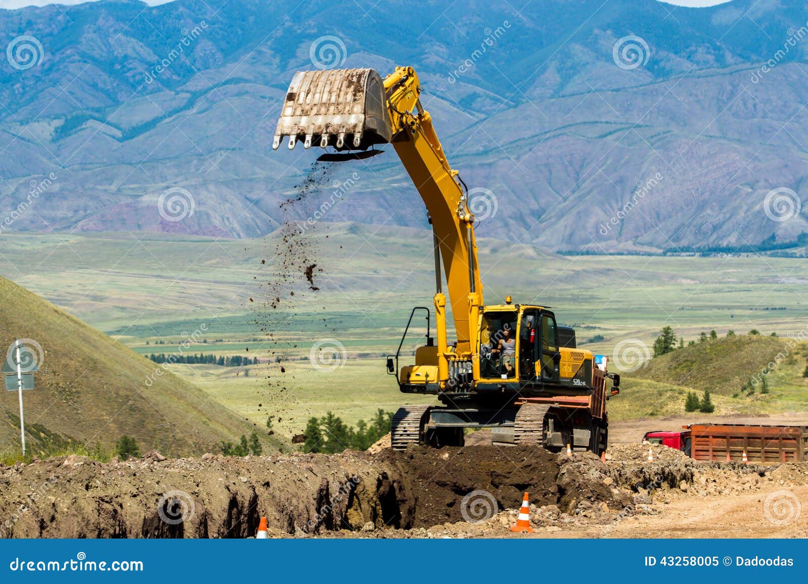 Excavator editorial image. Image of tractor, construction 43258005