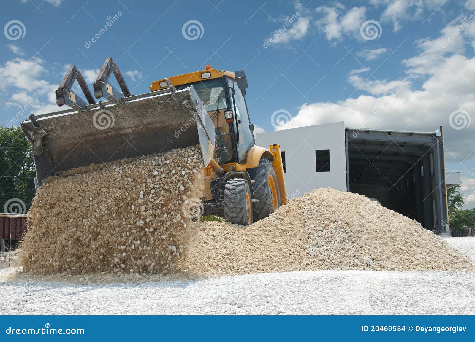 excavator unload gravel