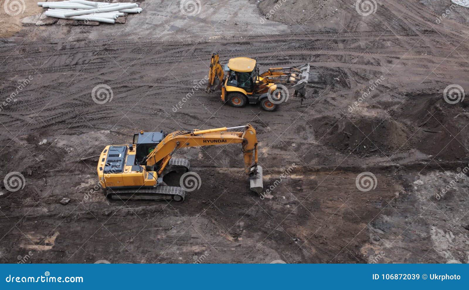 Excavatrices Sur Un Chantier De Construction Clips Vidéos Vidéo du