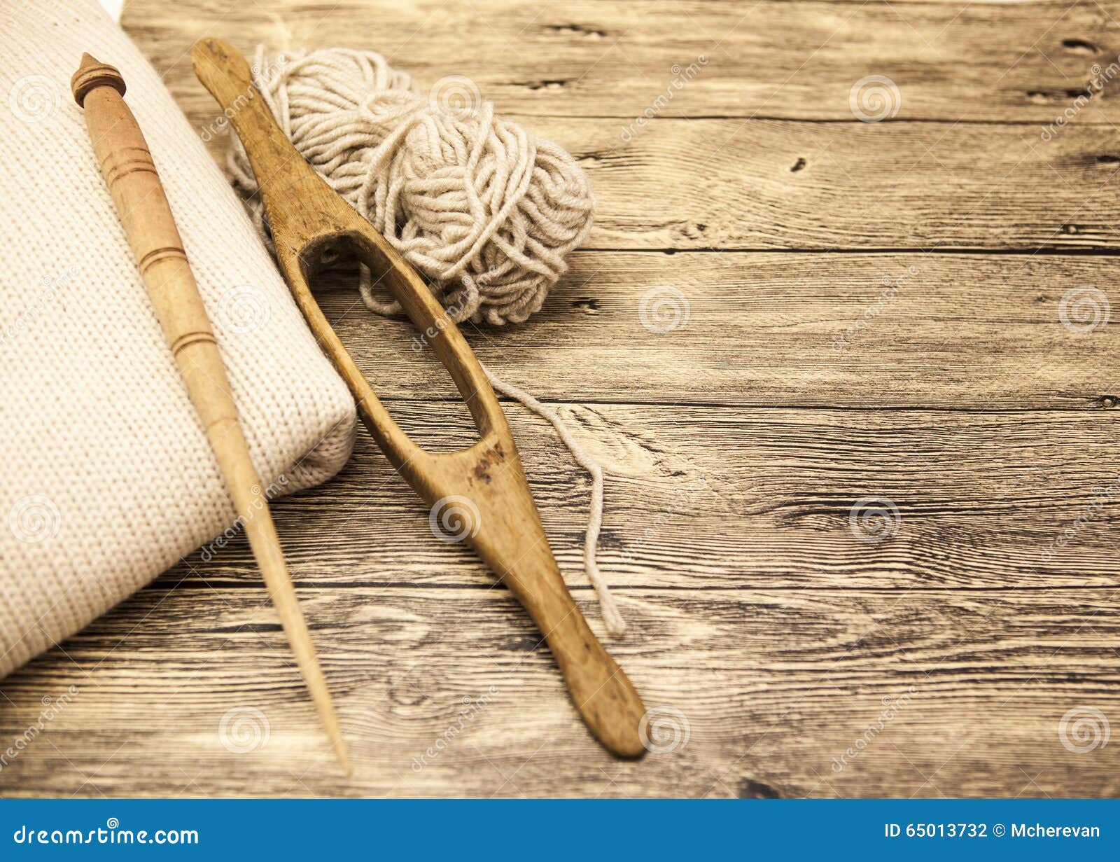 194 Yarn Spindle Stock Photos, High-Res Pictures, and Images - Getty Images