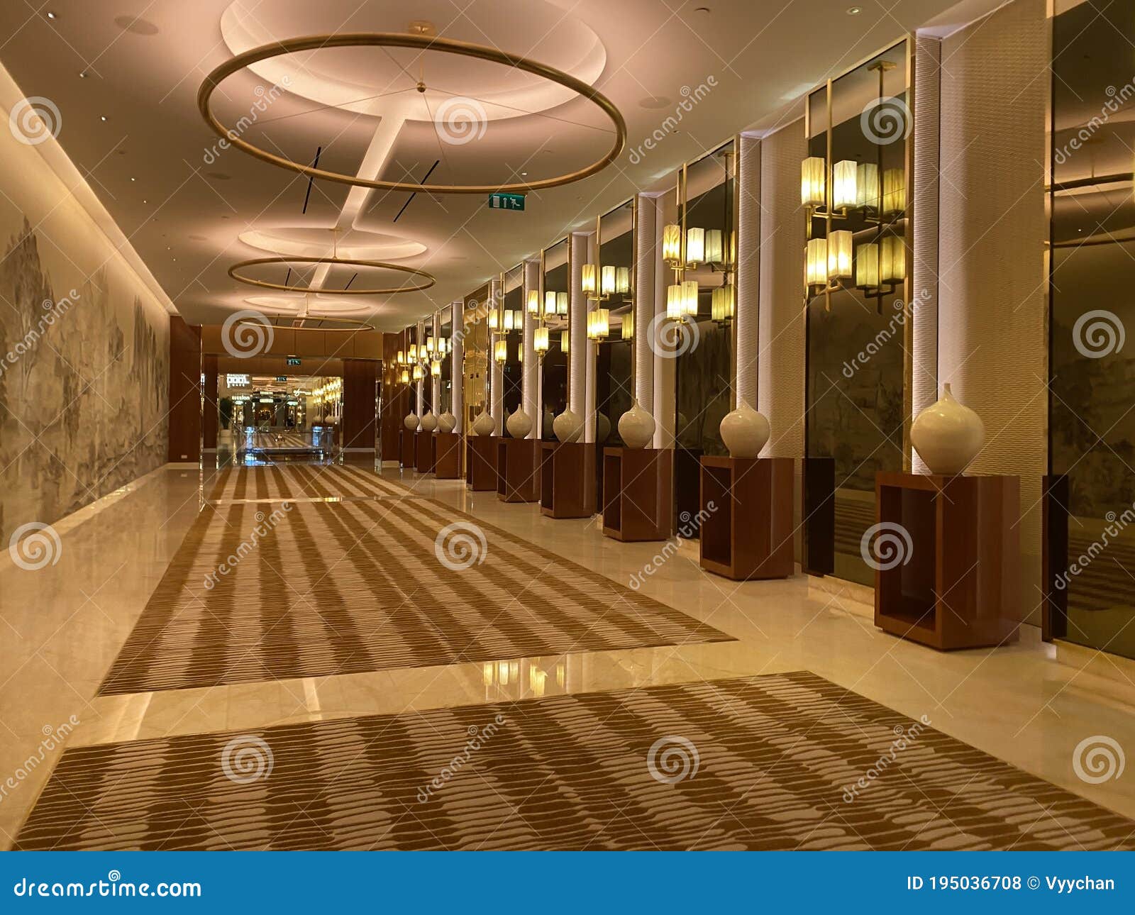 exclusive macau wynn palace garden villa roger thomas inteior  luxury lifestyle one-of-a-kind private residences lobby