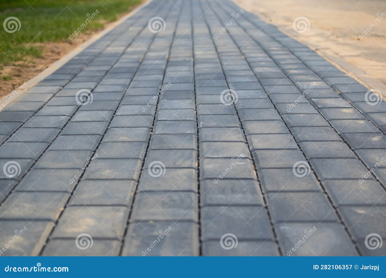 Execution of the Paving Stone Surface and Leveling. Stock Image Image of domu, excavation