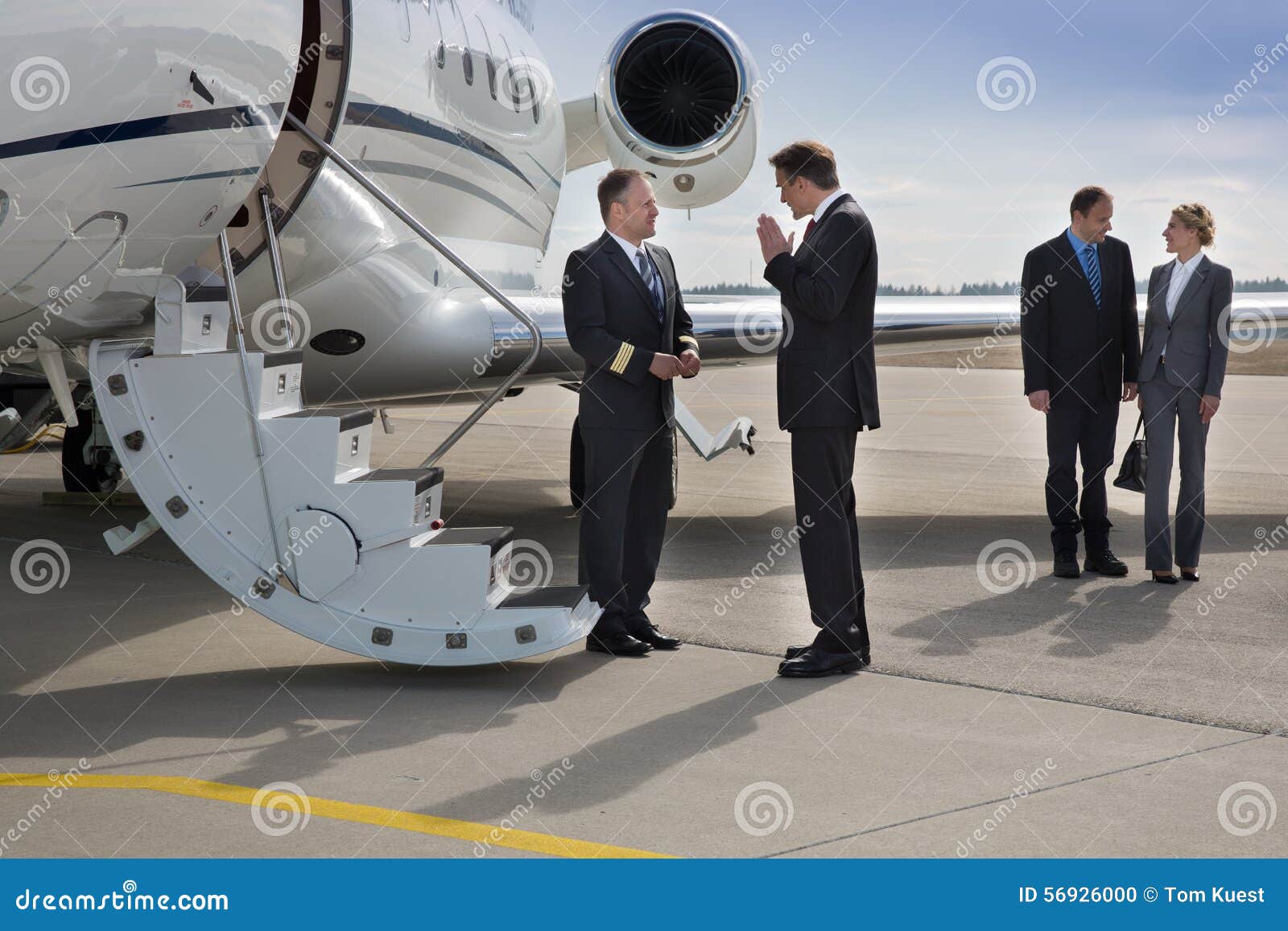 Executive Manager Instructung Pilot of Corporate Jet Stock Photo