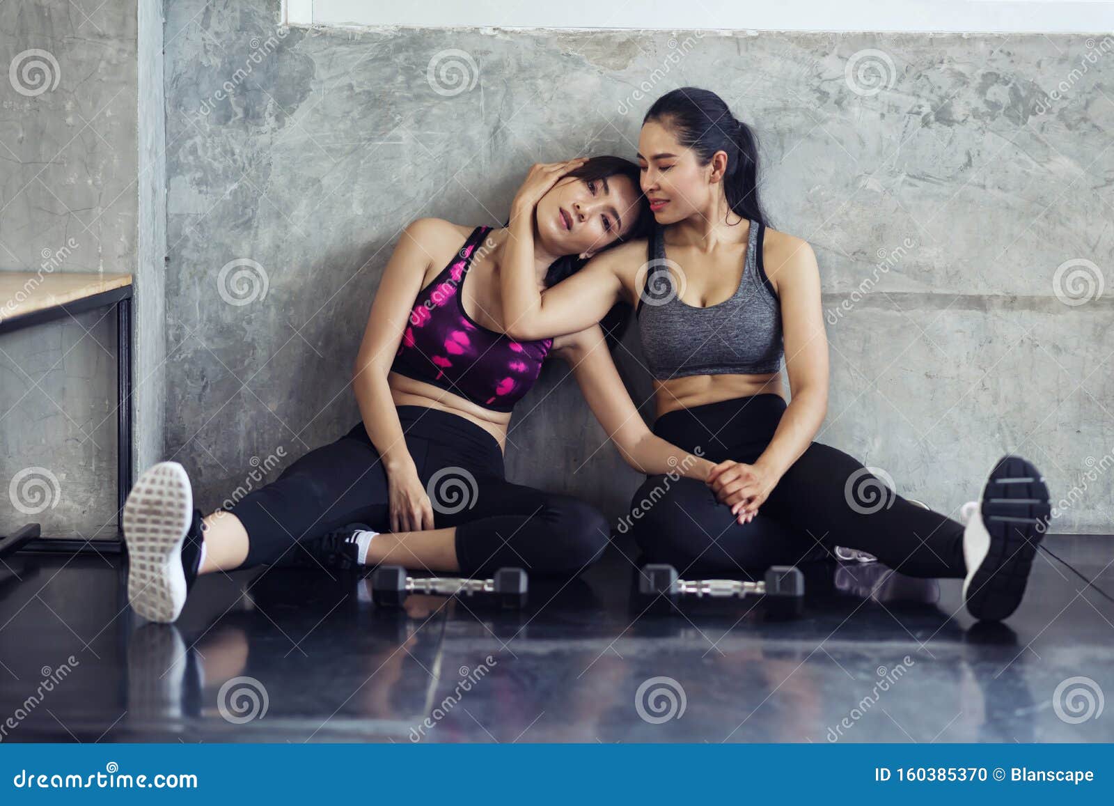 Gym lesbian