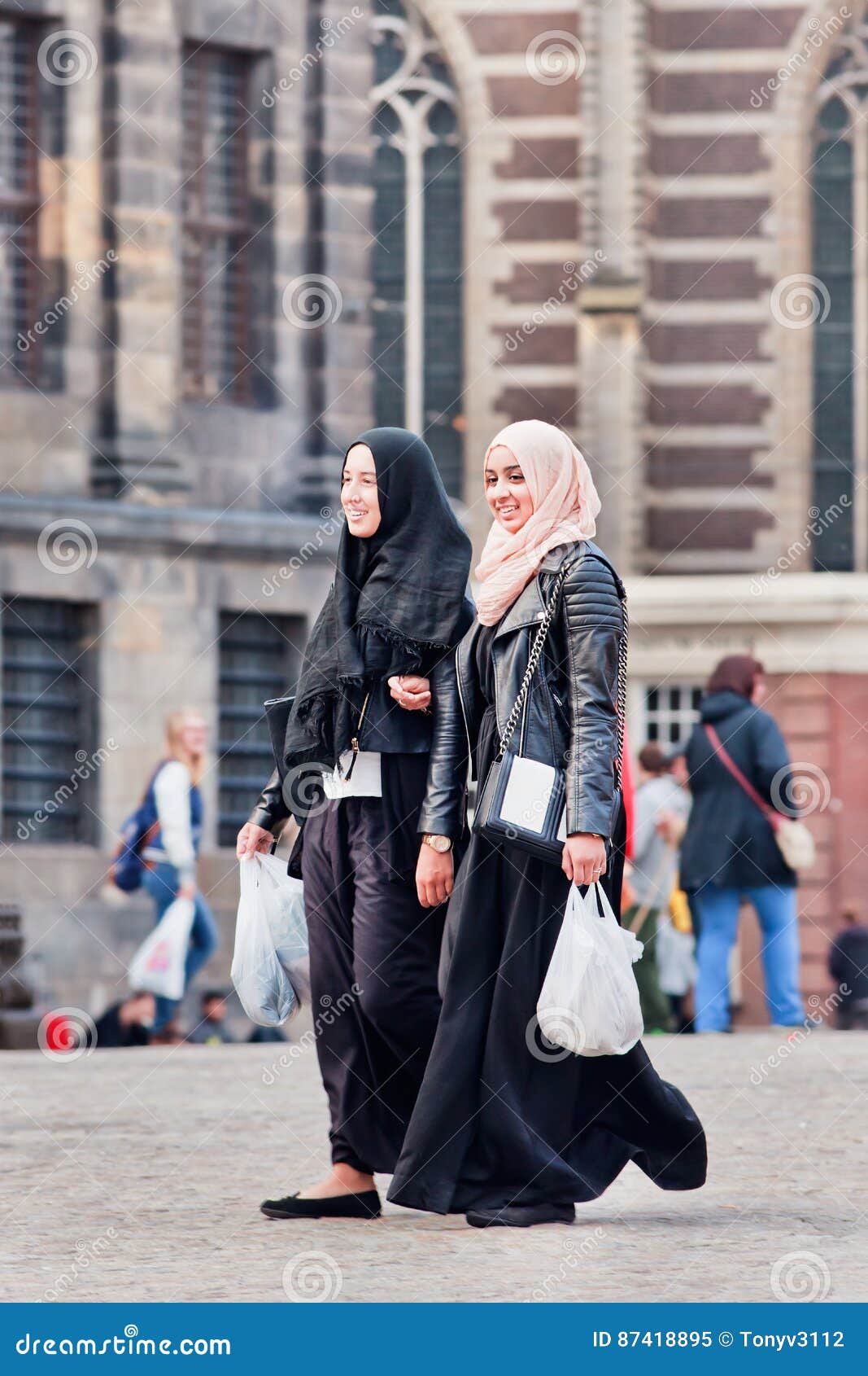 Muslim girls to find where Muslim Dating