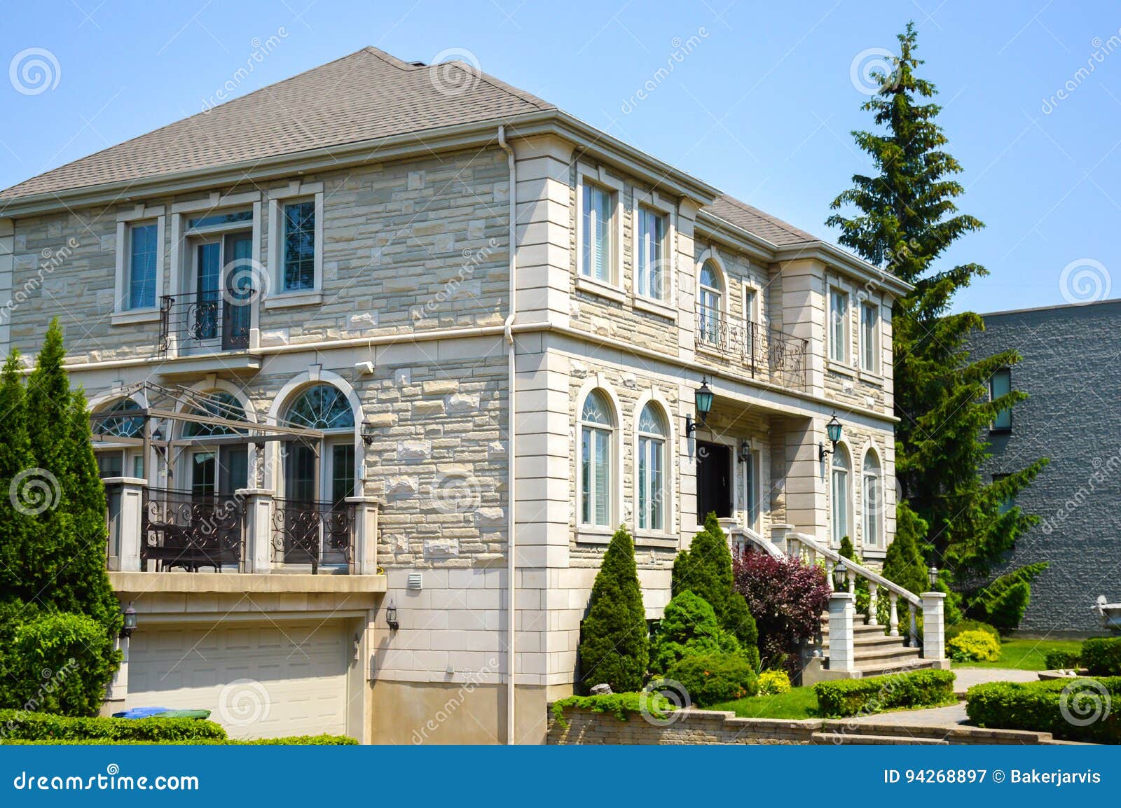 Expensive Modern Large White House Stock Image Image of built, loan