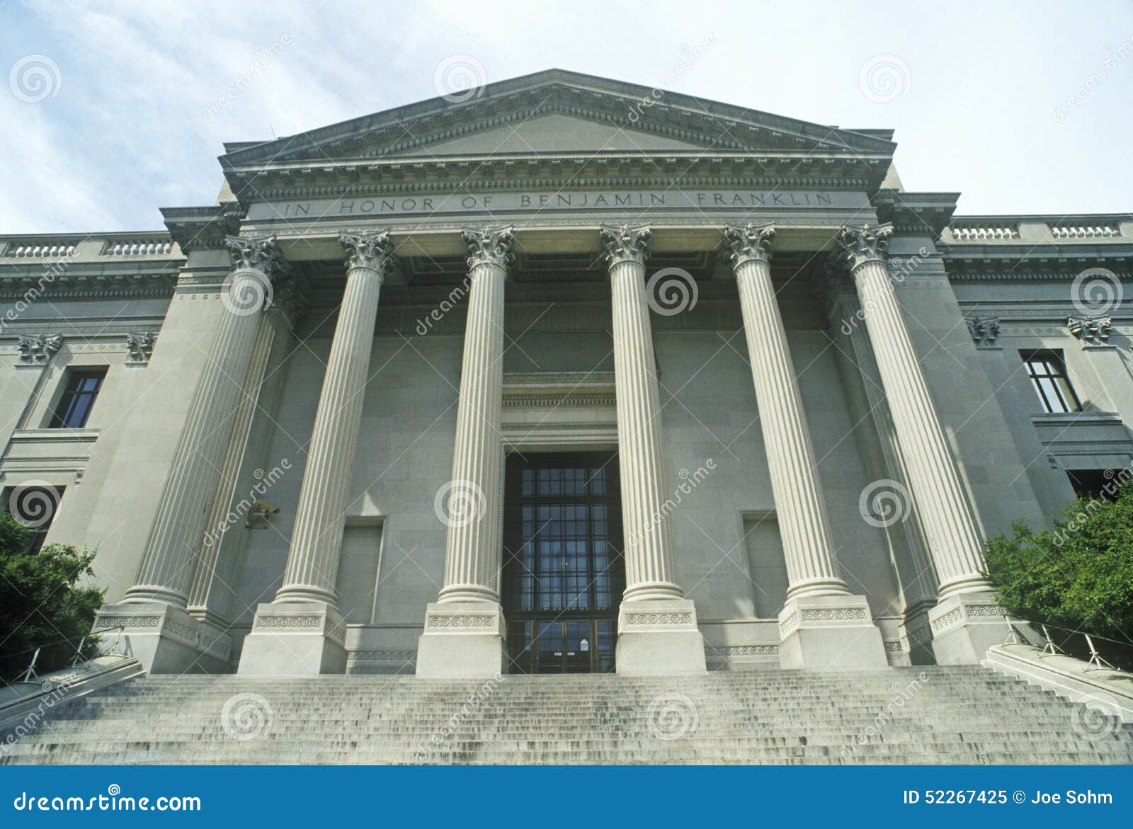 exterior of benjamin franklin institute, philadelphia, pa