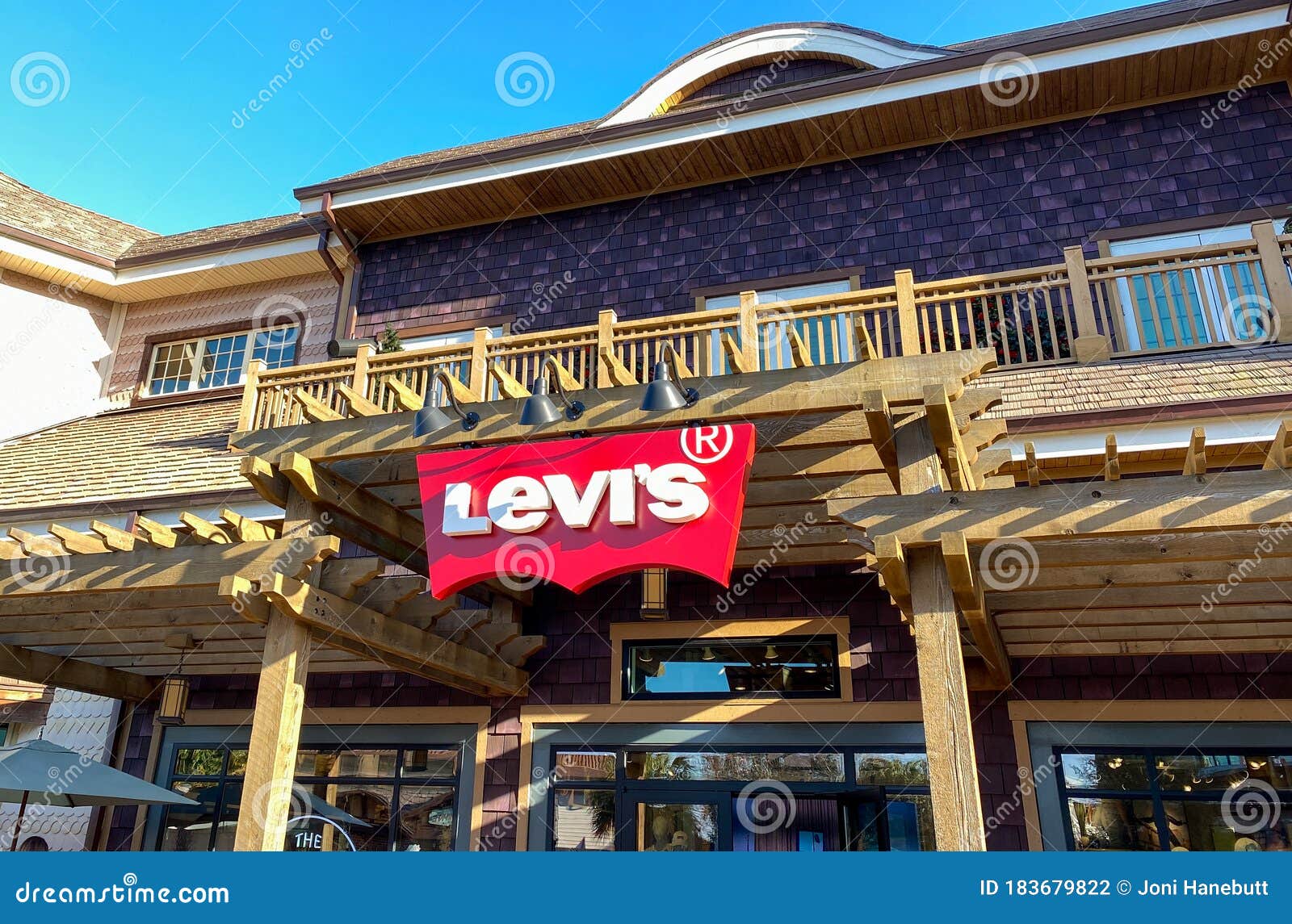 The Exterior of a Levi`s Retail Store Editorial Photography - Image of  blue, discount: 183679822