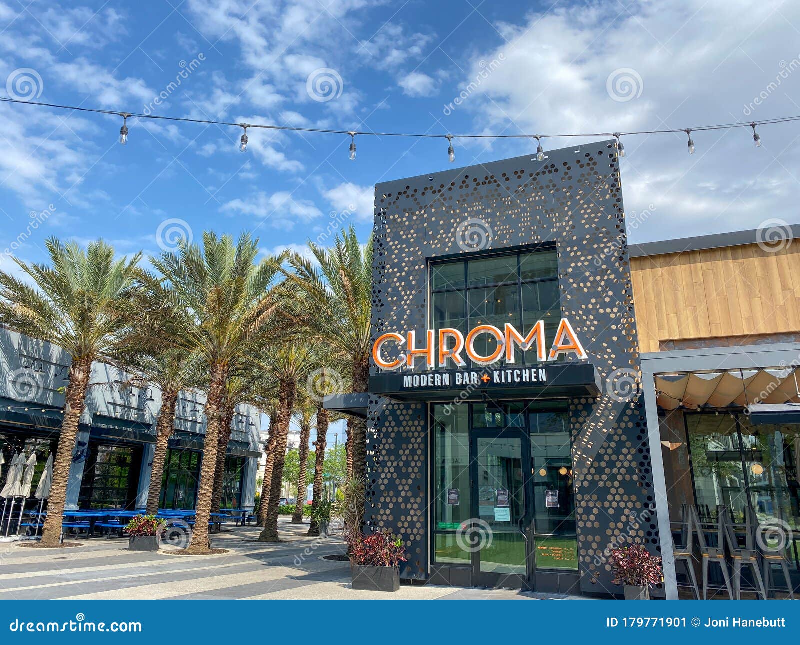 The Exterior of the Small Plate Modern Restaurant and Bar Chroma Editorial  Photo - Image of florida, adult: 179771901