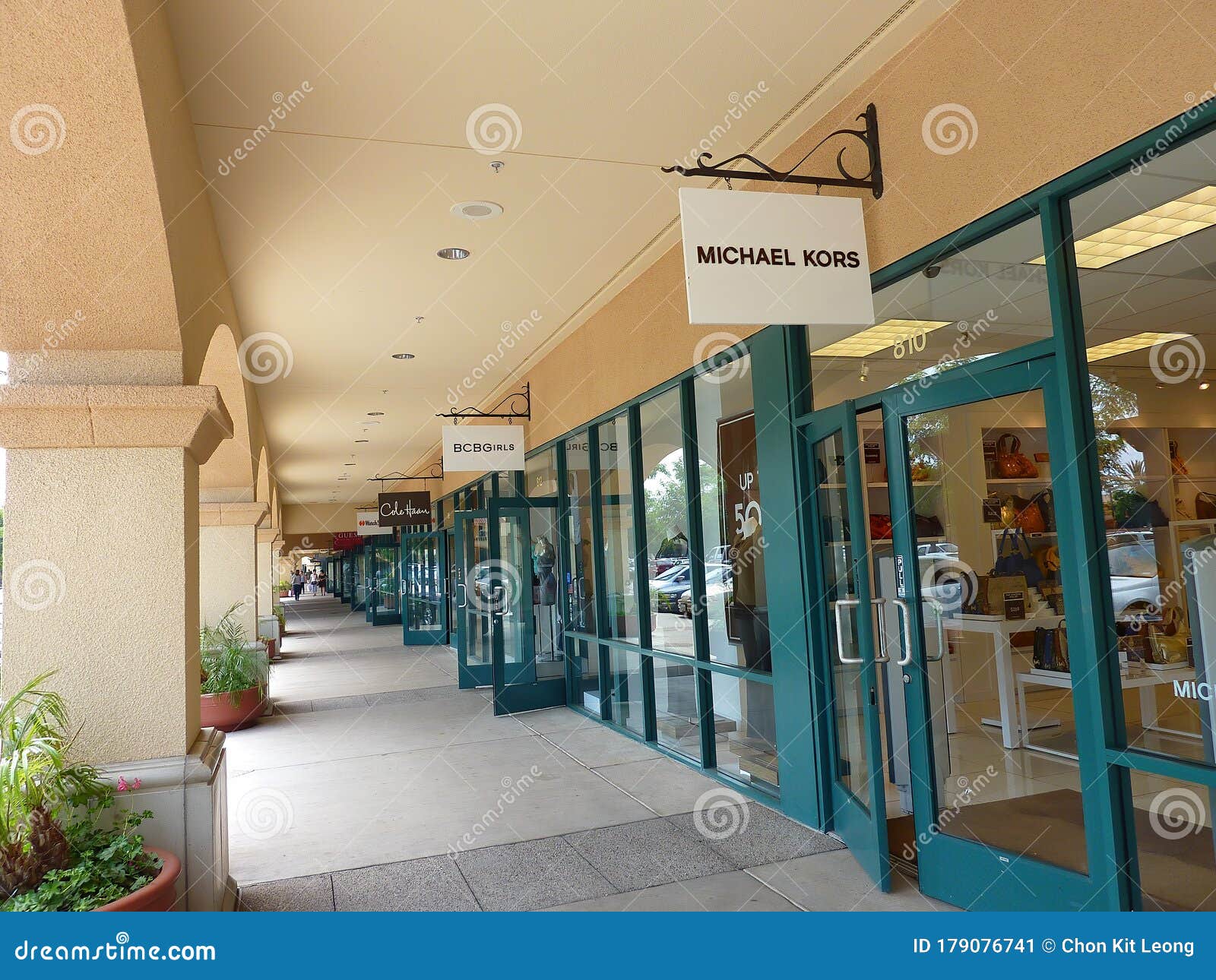 Camarillo Premium Outlets Stock Photo Download Image Now Camarillo ...