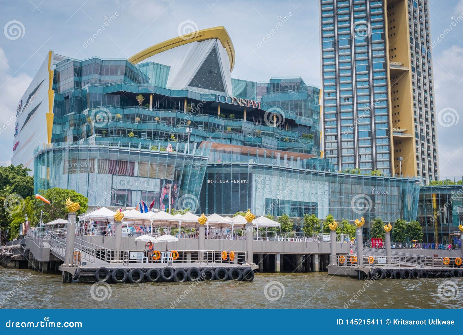 Icon Siam New Modern Shopping Mall In Bangkok Most Elegant Luxury Interior  Decoration Department Store. 11 January 2019. Bangkok, THAILAND. Stock  Photo, Picture and Royalty Free Image. Image 133074397.