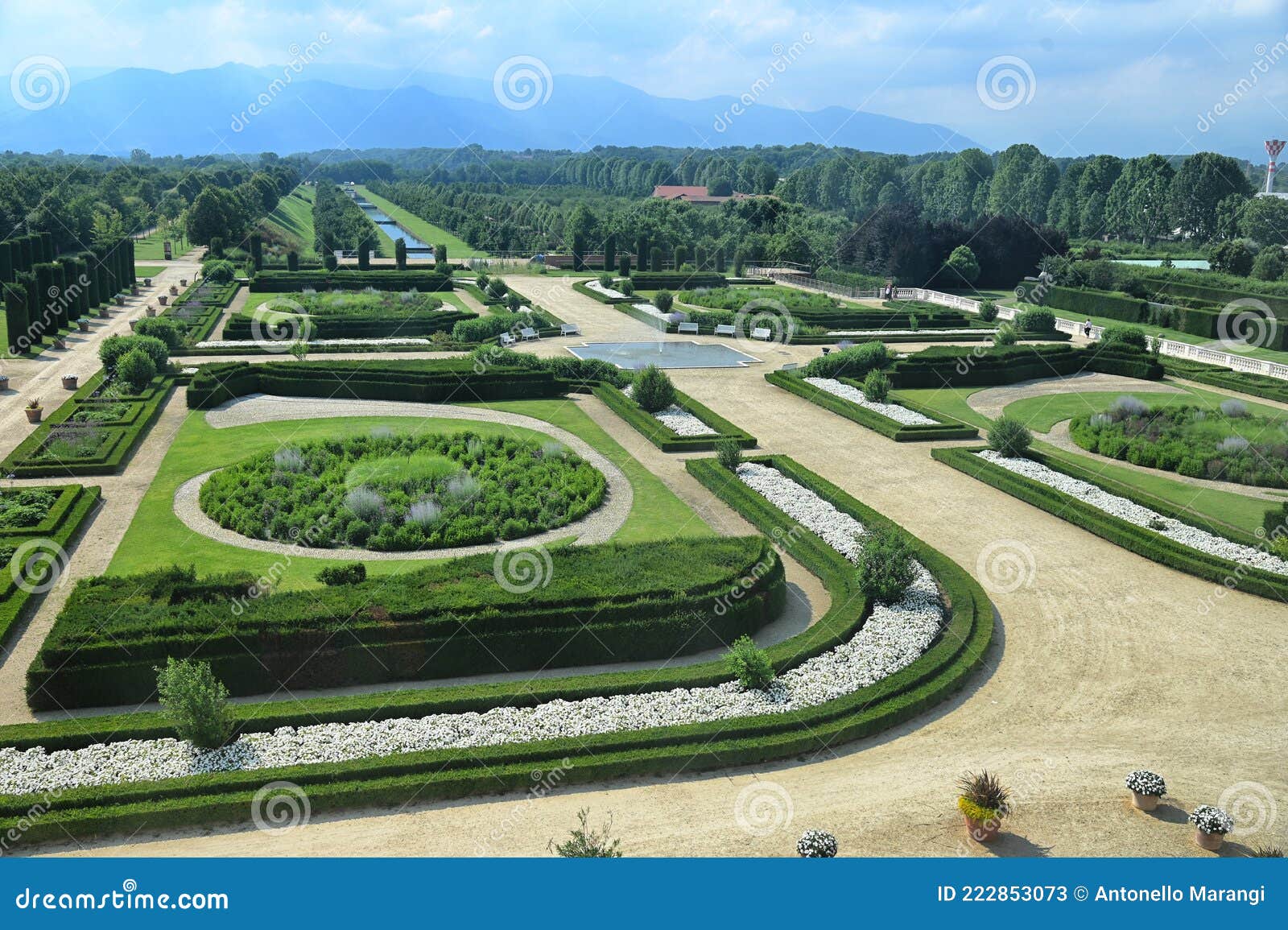 A view of the Reggia di Venaria Reale.