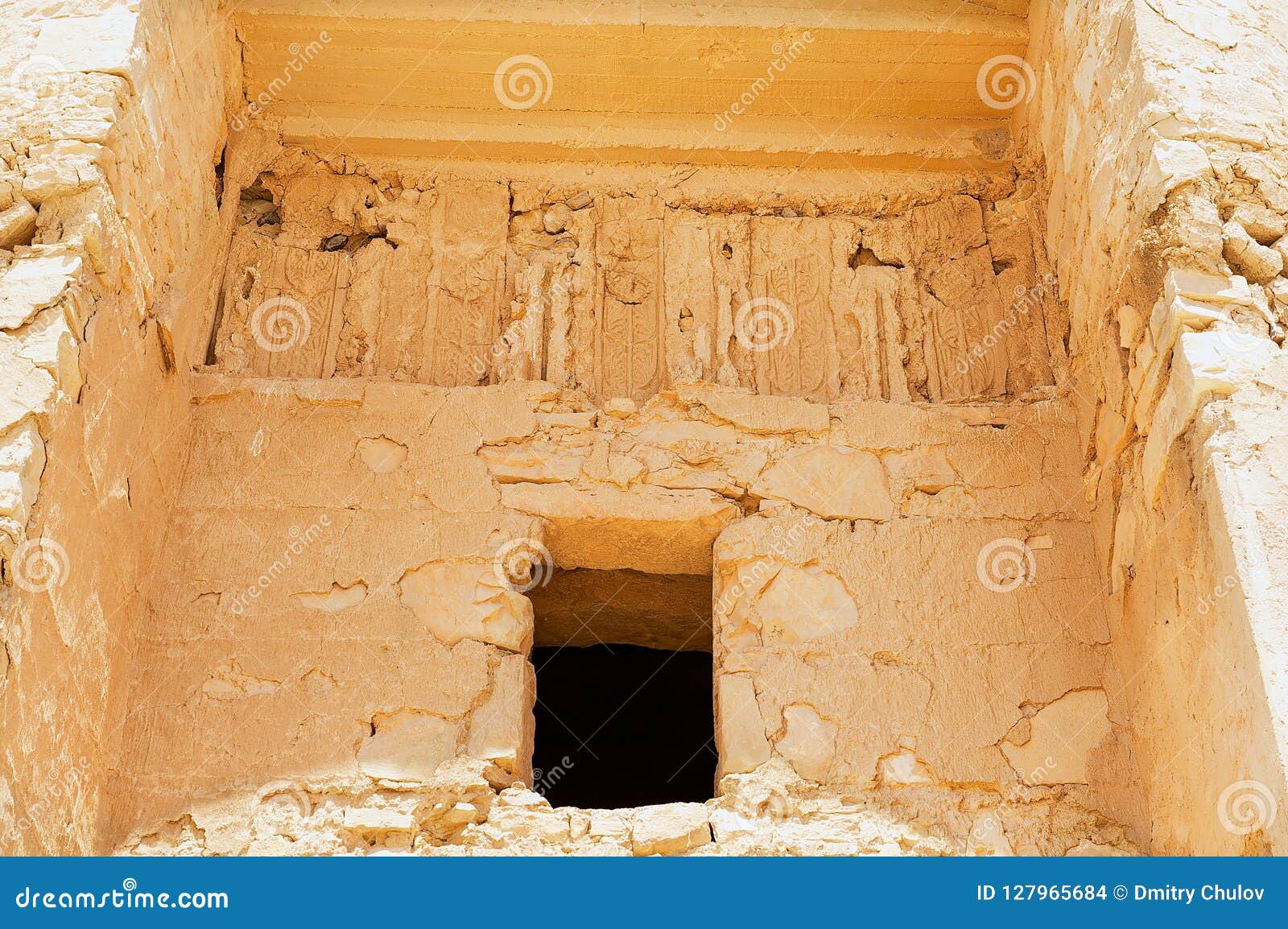 exterior wall decoration of the desert castle qasr kharana kharanah or harrana near amman, jordan.