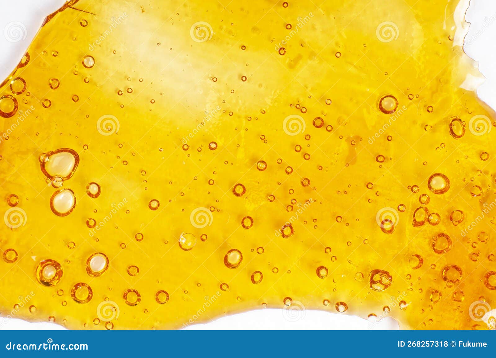Extrait Solide De Cire De Cannabis D'or Avec Haute Thc Gros Plan Bulle De  La Texture Sur Papier Photo stock - Image du herbe, médical: 268257318