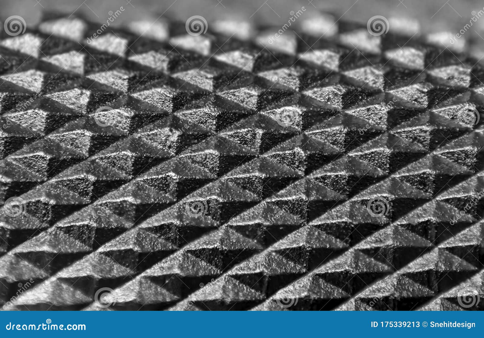 tiny knob knurl created with focus stacking