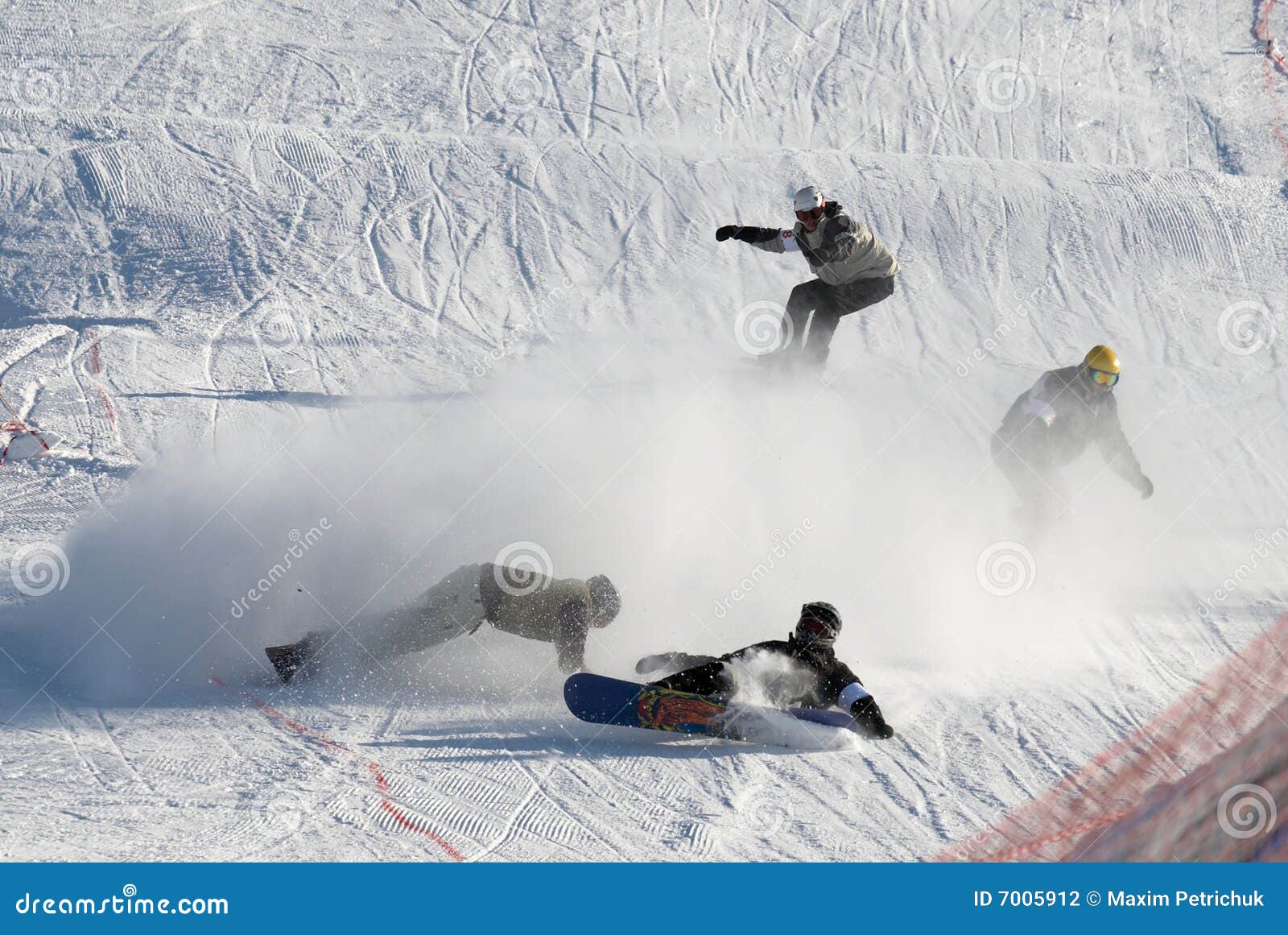 Extreme snowboarding race editorial photography. Image of group 7005912