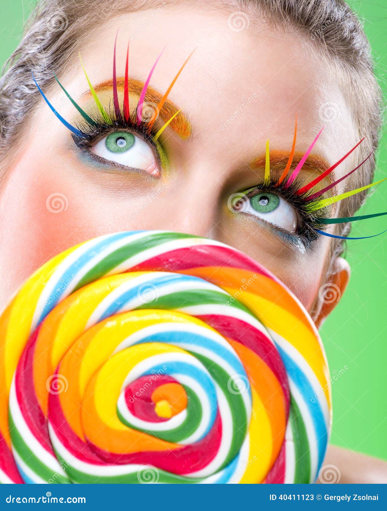 extremely beauty colorful lollipop, comes with matching makeup