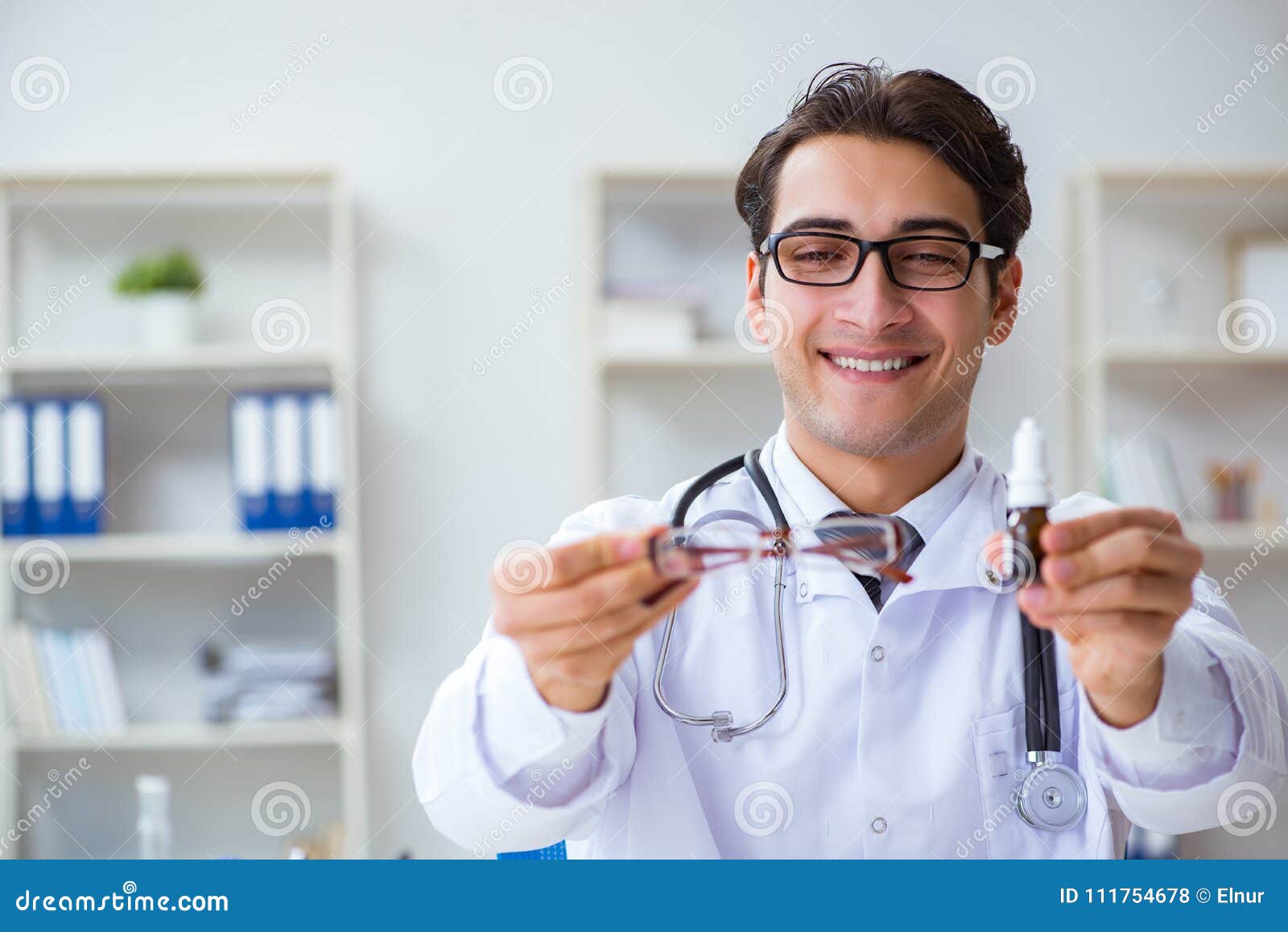 The Eye Doctor in Medical Concept Stock Photo Image of medic, eyesight 111754678