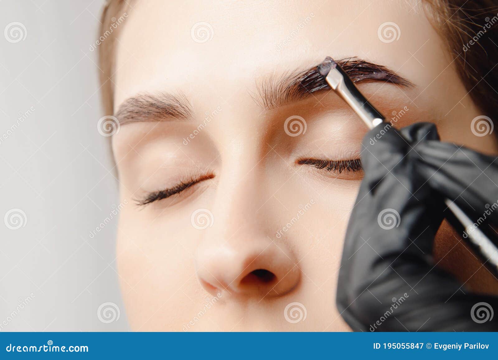 eyebrow tint, master correction of brow hair women